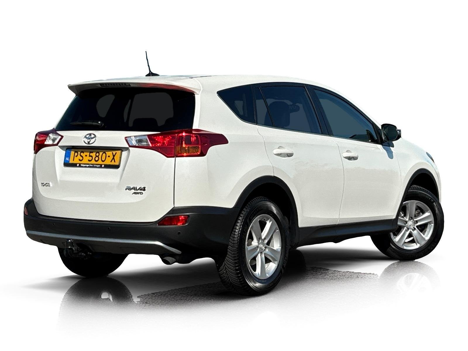 Toyota RAV4 2.0 Dynamic 4WD ✅ Leder ✅ Camera ✅ Trekhaa, Auto's, Dealer onderhouden, Gebruikt, Euro 6, 4 cilinders