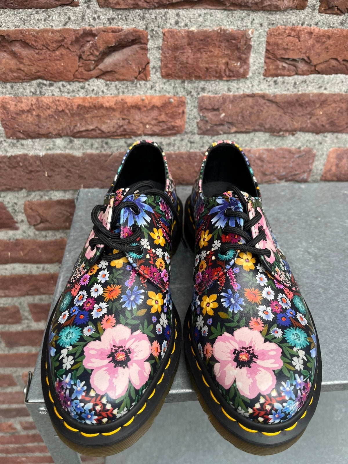Dr. Martens 1461 Wanderlust maat 37, Dr. Martens, Docs, Lage of Enkellaarzen, Nieuw