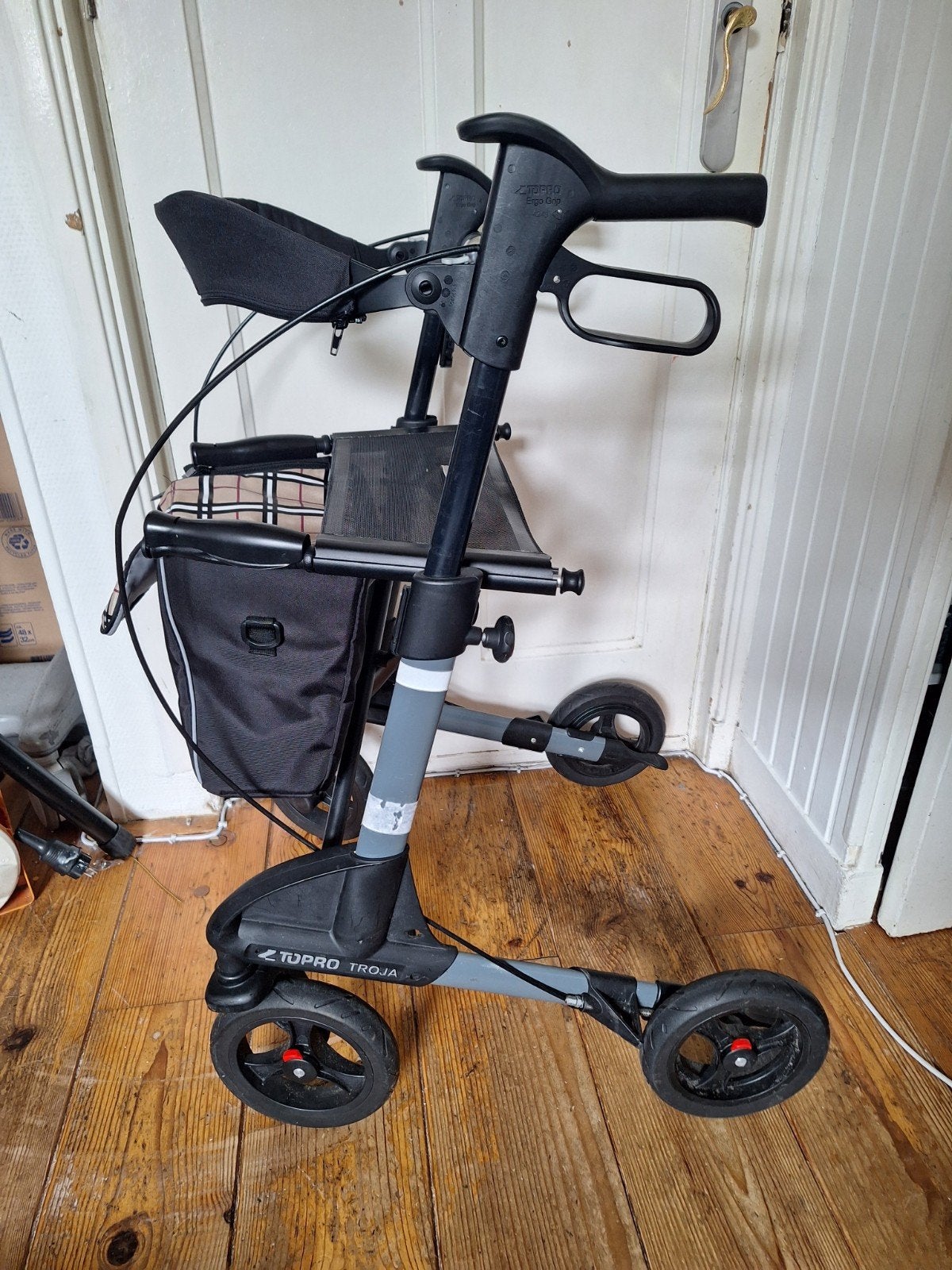 TOPRO Troja 2G rollator (M) – opvouwbaar, lichtgewicht., Ophalen, Lichtgewicht, Gebruikt