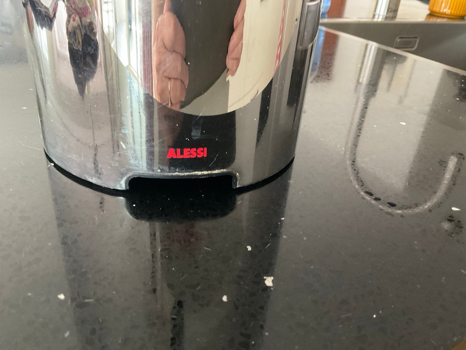 Alessi WA09 Hot.it Heetwaterkoker - Wiel Aerts Design, 1 tot 2 liter, Ophalen of Verzenden, Gebruikt, Rvs
