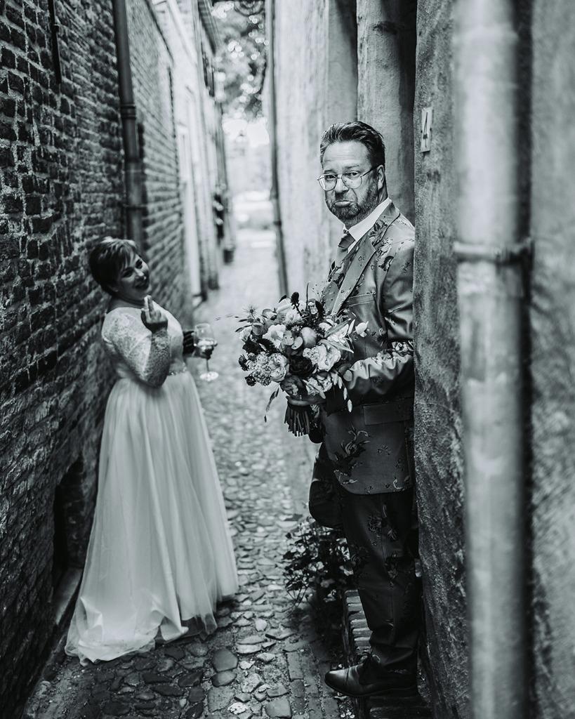 Trouwfotograaf /videograaf va 200,-, Komt aan huis, Model