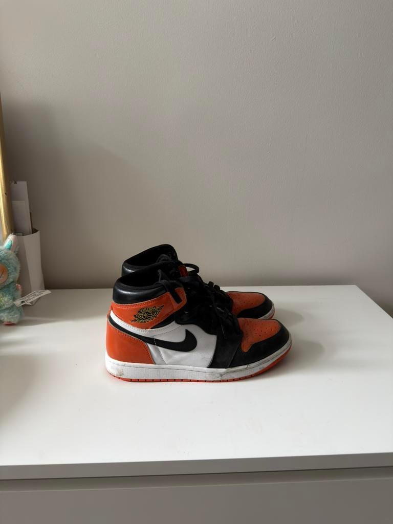 Nike jordan 1 custom 44, Ophalen of Verzenden, Gedragen