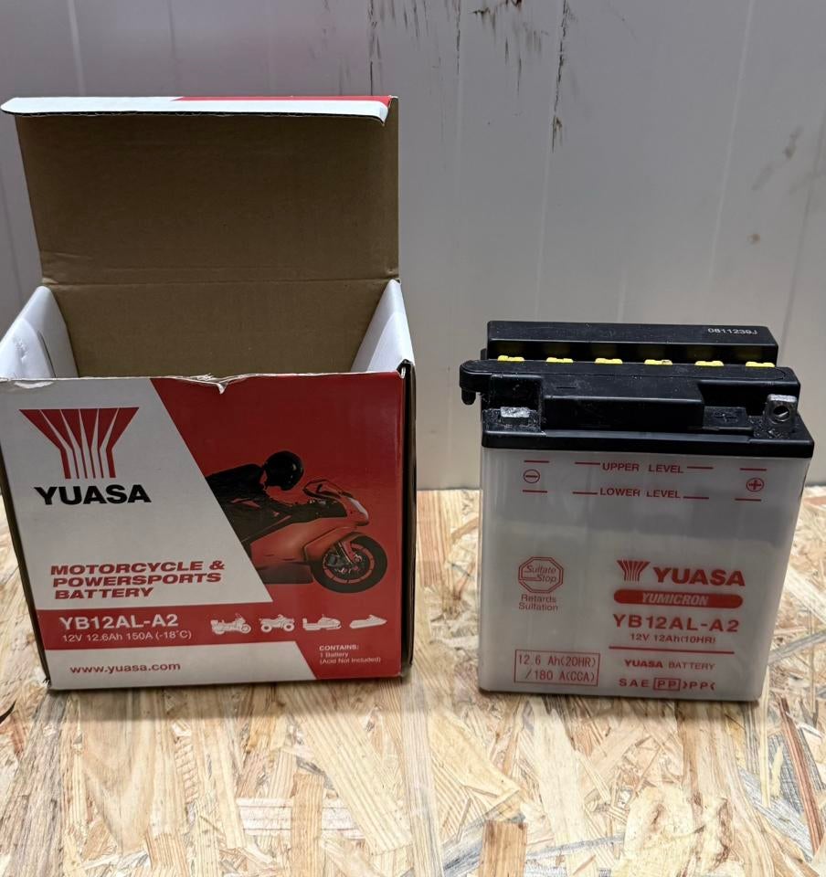 YUASA motor accu, Ophalen, Gebruikt