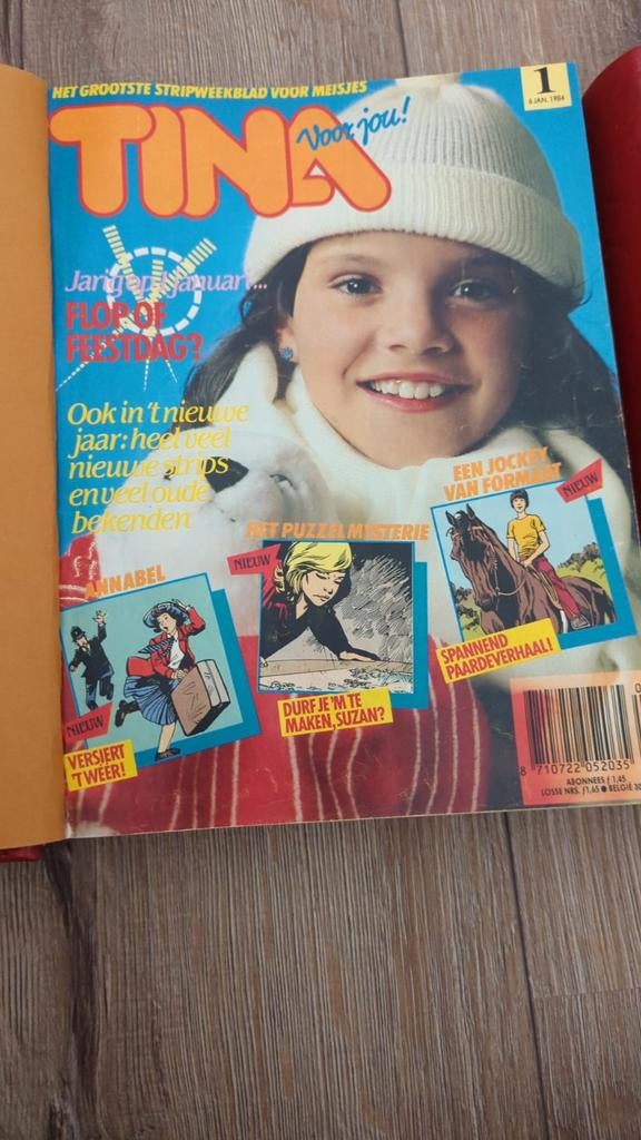 Ingebonden Tina's - 1984, Boeken, Stripboeken, Eén stripboek, Ophalen of Verzenden, Gelezen, Tina