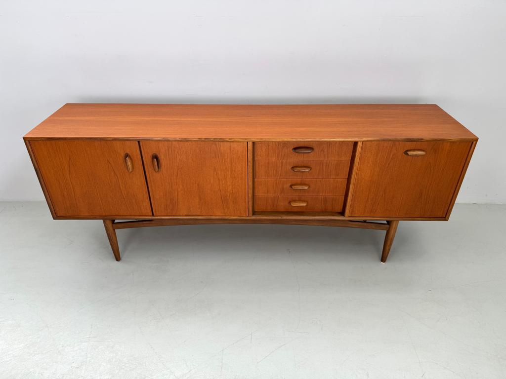 Vintage dressoir G-Plan "Brasilia"., Huis en Inrichting, Ophalen of Verzenden, Zo goed als nieuw, 25 tot 50 cm, 150 tot 200 cm