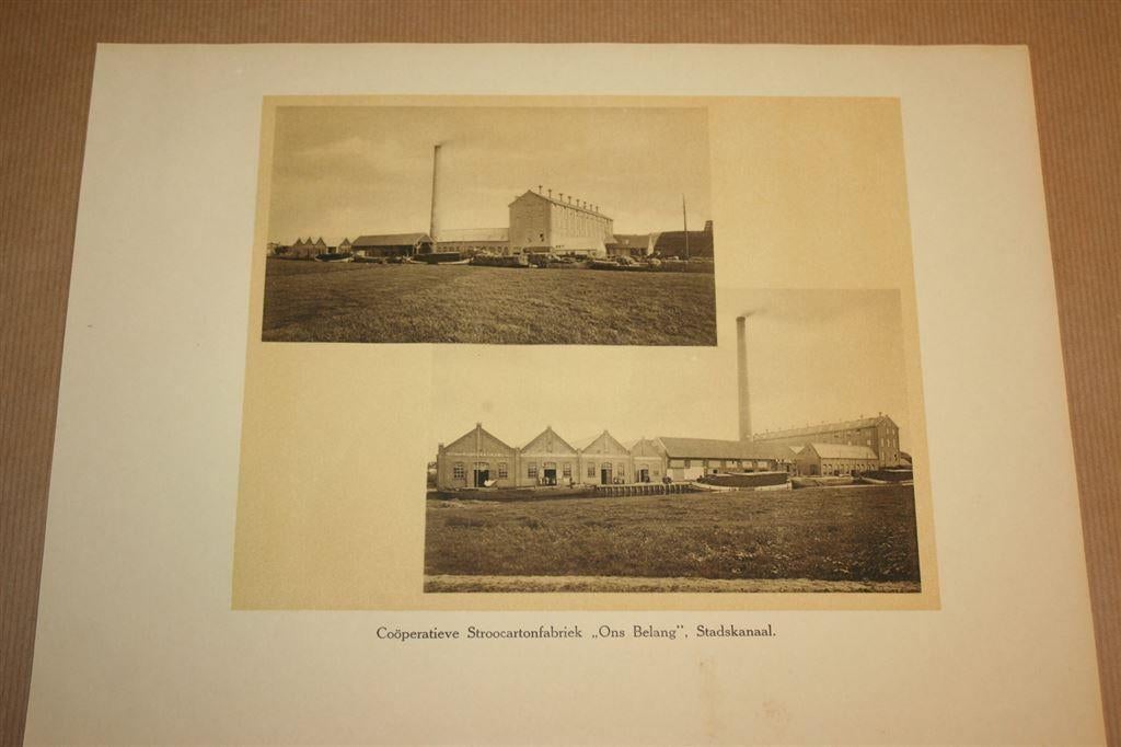 Antieke prent/foto Strokartonfabriek Ons Belang Stadskanaal, Verzamelen, Ophalen of Verzenden, Voor 1940, Gebruikt, Overige onderwerpen