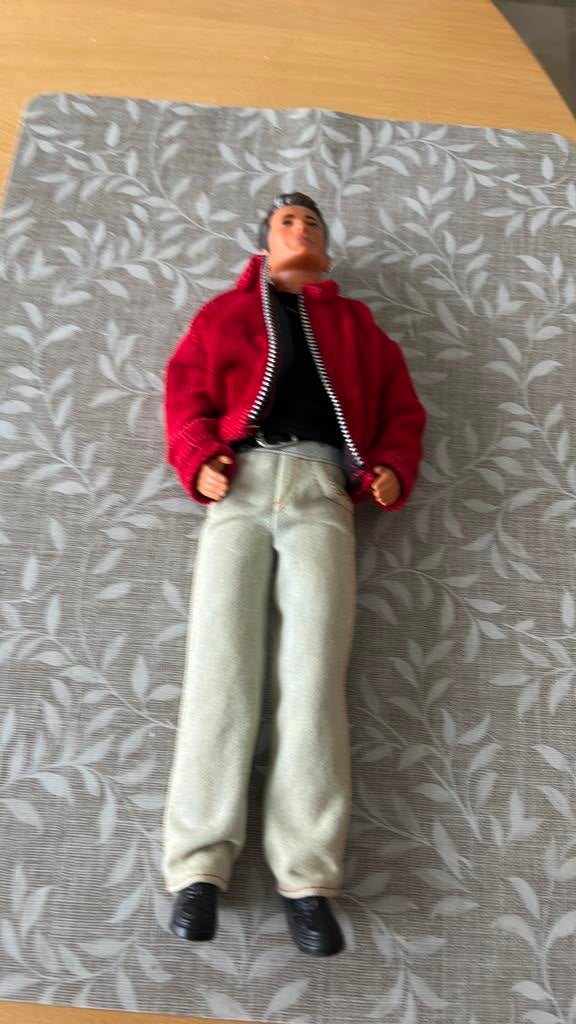 Barbie Luke Perry van 90210, Ophalen of Verzenden, Zo goed als nieuw, Barbie