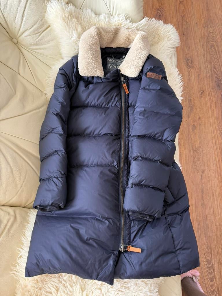 Dames jas met bont, dons jas, merk Moscow, maat S, Woolrich, Ophalen of Verzenden, Zo goed als nieuw, Maat 36 (S), Zwart