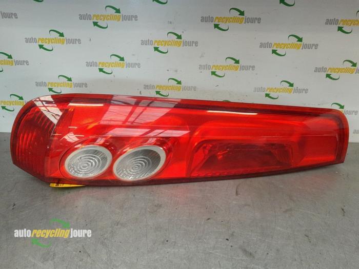 Achterlicht links van een Ford Fiesta, Gebruikt, -, -, Ford