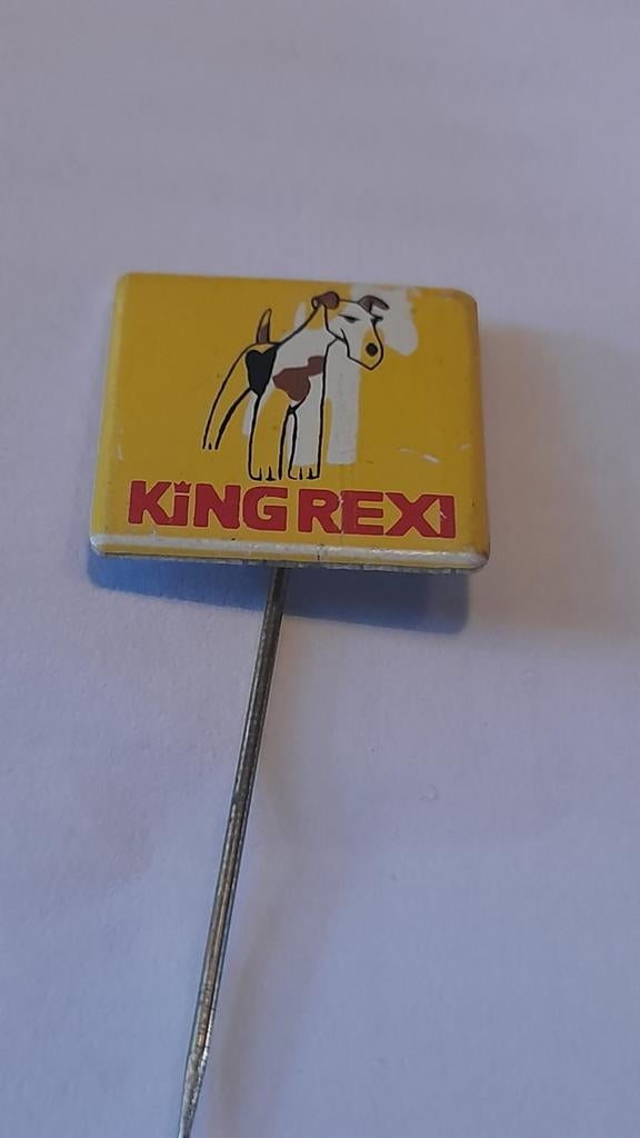 King Rexi speldje airedale terriër., Ophalen of Verzenden, Gebruikt, Dier of Natuur, Speldje of Pin