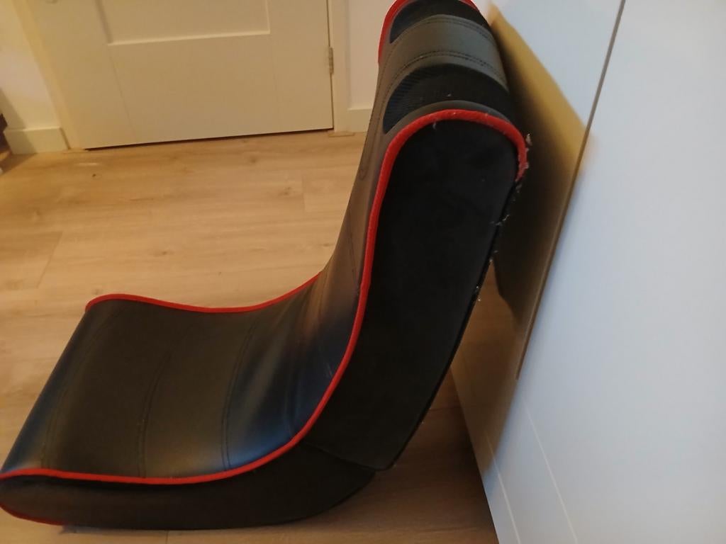 Gamestoel met speakers - Comfortabel en meeslepend!, Ophalen, Gebruikt, Zwart, Gaming