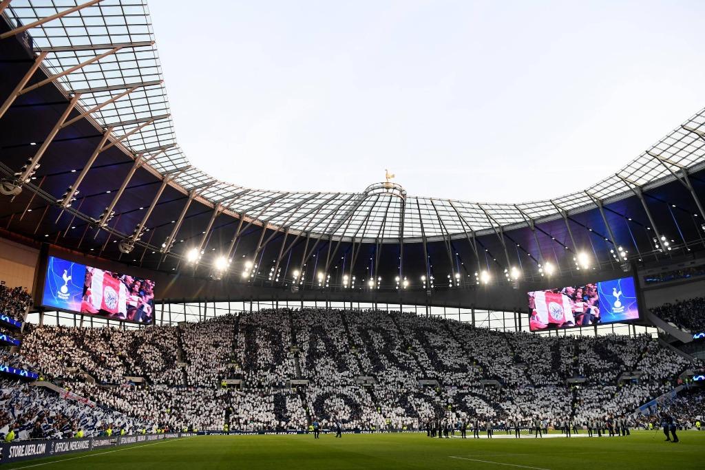 Tottenham Hotspur FC wedstrijdtickets, Overige typen, Drie personen of meer, April, Europa of Champions League