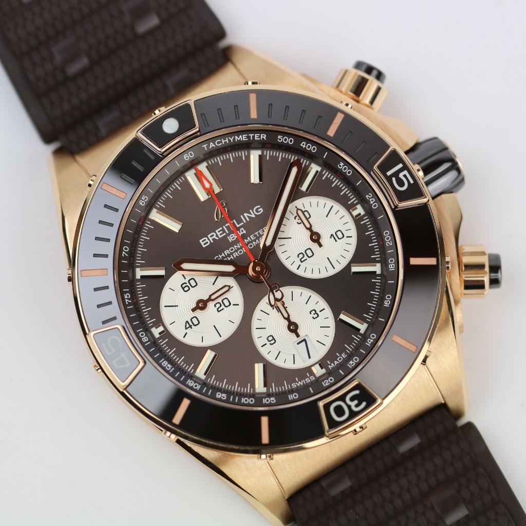 Breitling Super Chronomat Red Gold 44 (99% NIEUW/ 12-2023), Staal, Breitling, Polshorloge, Ophalen of Verzenden