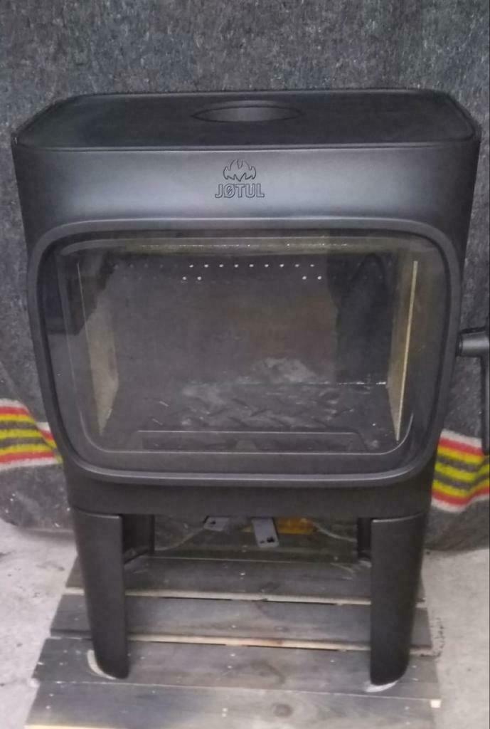 !!!demomodel JOTUL 305 LL houtkachel 7 kw 1 keer gebrand  !!