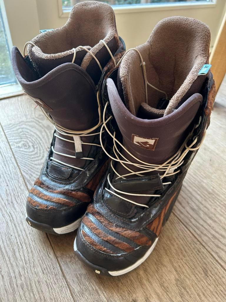 Burton Snowboots - Gebruikt maat 39!, Ophalen of Verzenden, Gebruikt, Snowboots