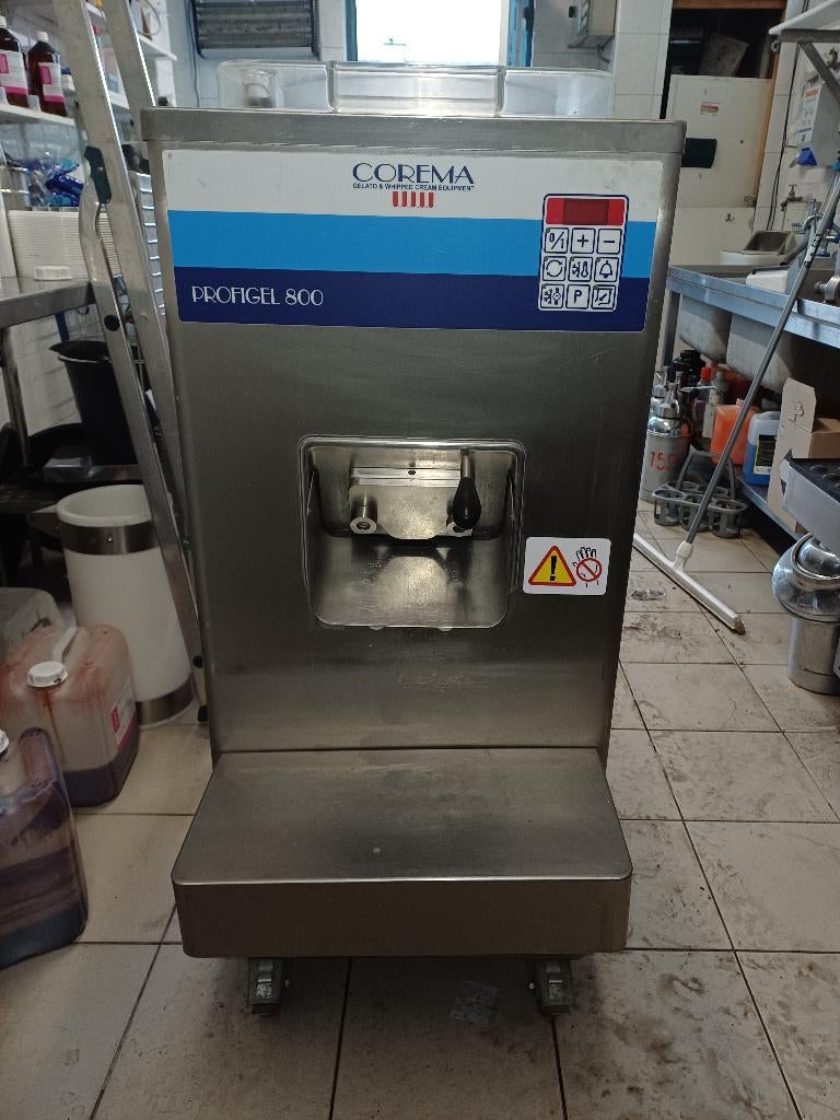 ijsmachine  corema profigel 800  (telme), Witgoed en Apparatuur, IJsmachines, Ophalen, Gebruikt, Zelfvriezend