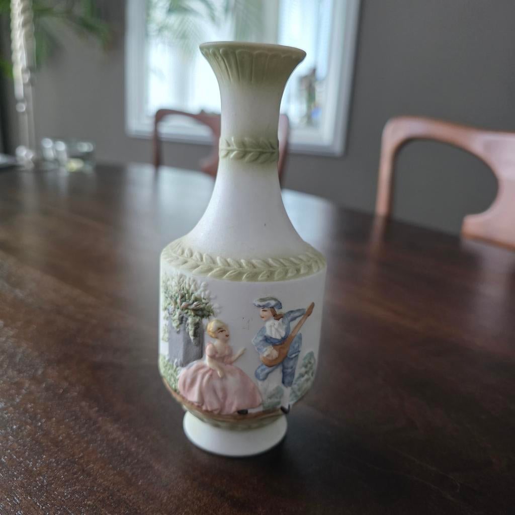 Versailles Porcelaine Vaas, Ophalen of Verzenden