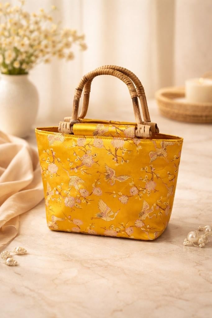 Partij tassen mosterdgele Mihella handtassen, Sieraden, Tassen en Uiterlijk, Tassen | Damestassen, Nieuw, Handtas, Overige kleuren