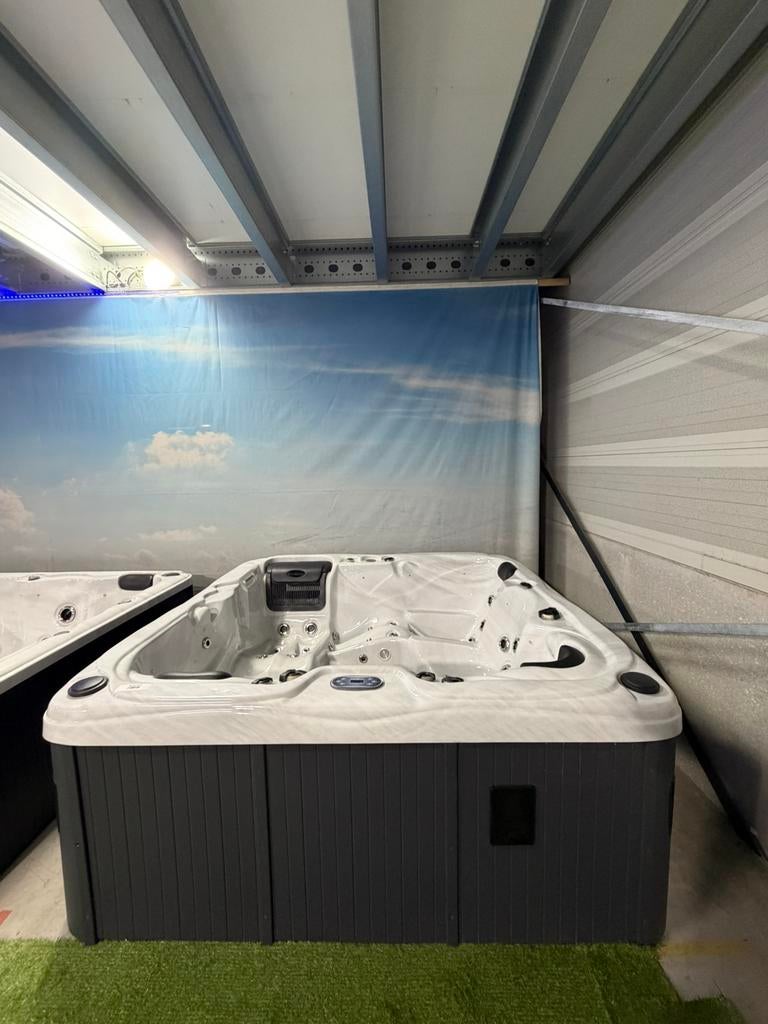 Jacuzzi Balboa 5 persoons incl Garantie, Verzenden, Zo goed als nieuw