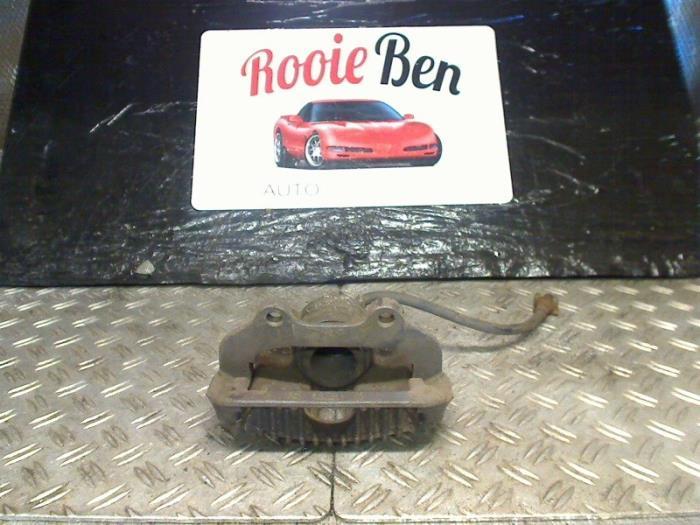 Remklauw (Tang) links-achter van een Chevrolet Corvette, Gebruikt, -, Ophalen of Verzenden, -