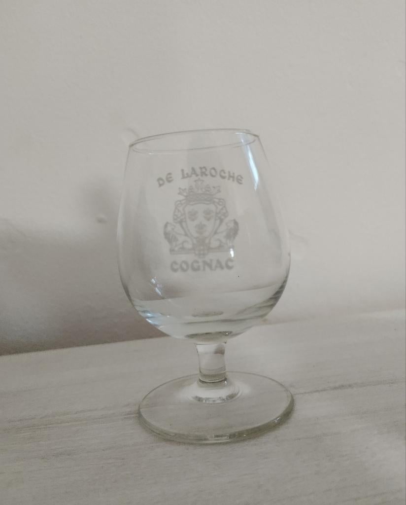 De Laroche Cognac glaasje, Ophalen