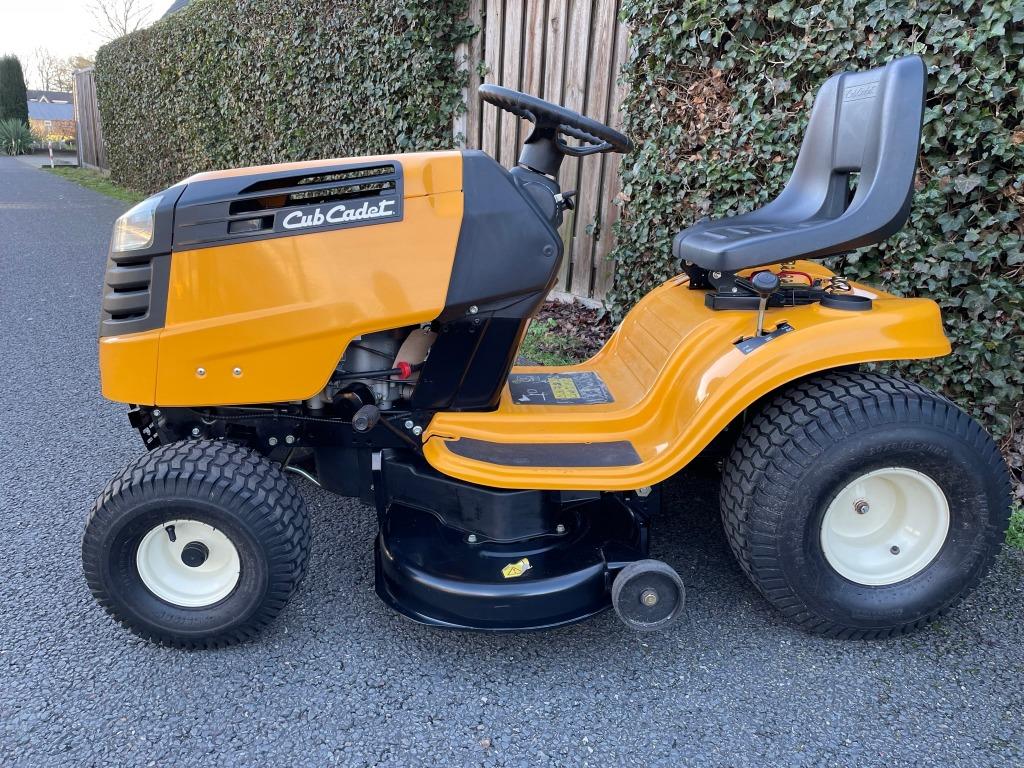 Gebruikt Cub Cadet LT1 NS96 zitmaaier 96 cm, Ophalen, Gebruikt, Cub Cadet, Mulchfunctie