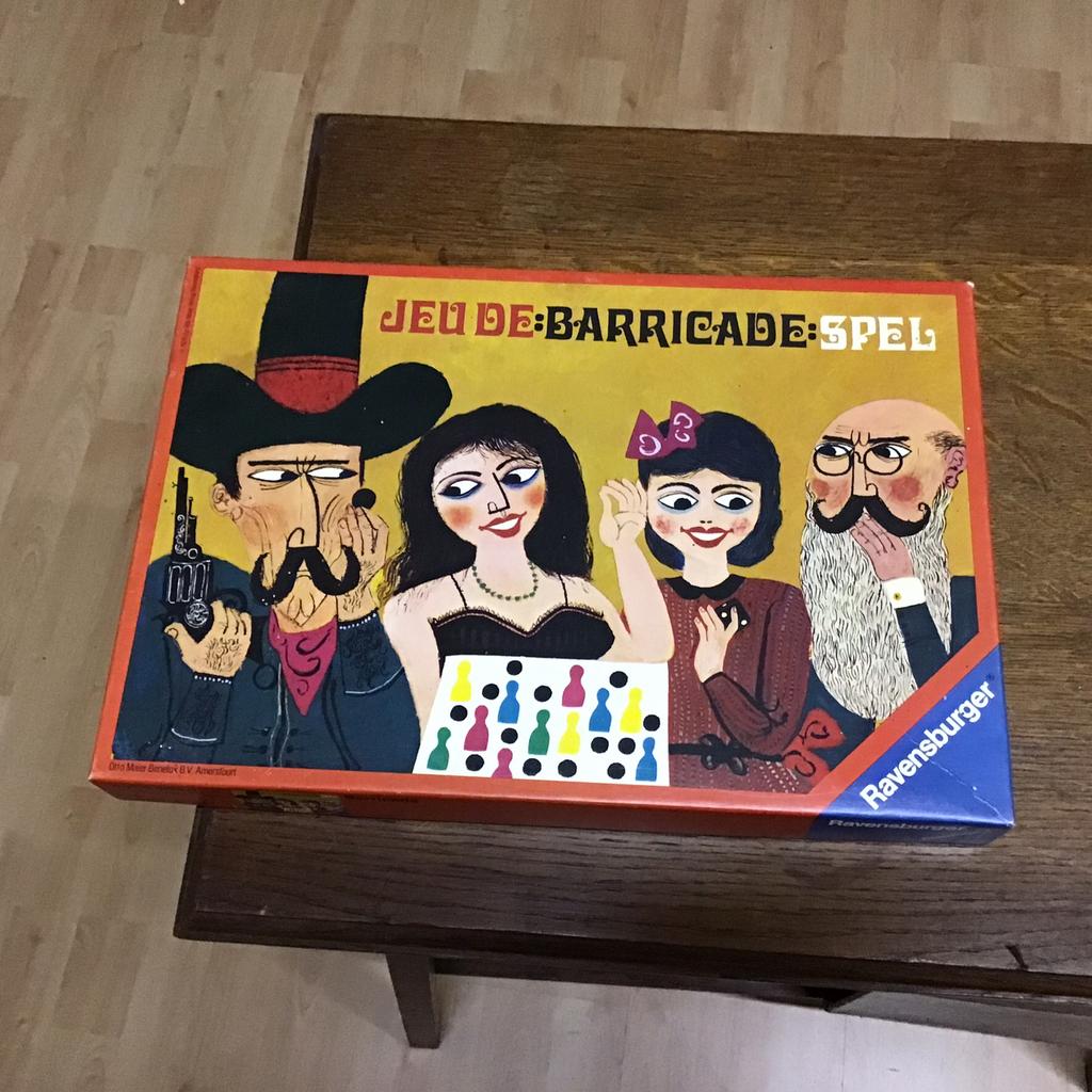 Jeu de Barricade, Ophalen of Verzenden, Zo goed als nieuw