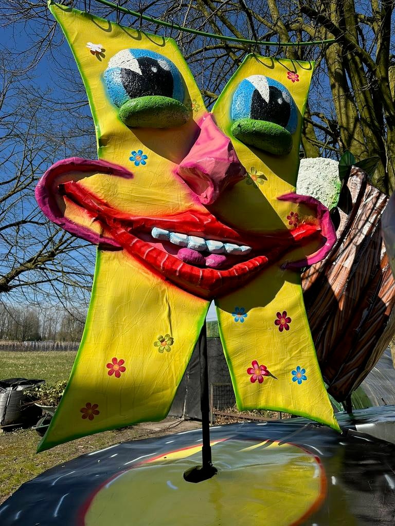 Losse onderdelen carnavalswagen, Ophalen, Gebruikt, Versiering, Carnaval
