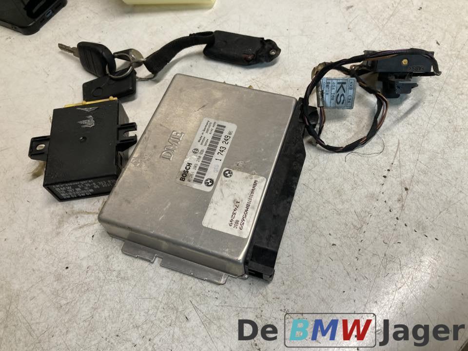 DME module + EWS + ring atenne + sleutel m43 BMW E34 1743249, Gebruikt, Ophalen of Verzenden, BMW, BMW