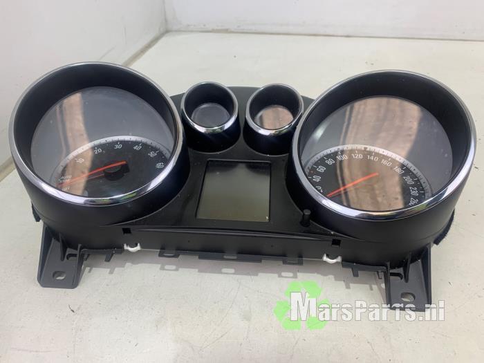 Instrumentenpaneel van een Opel Zafira, Gebruikt, -, -, Opel