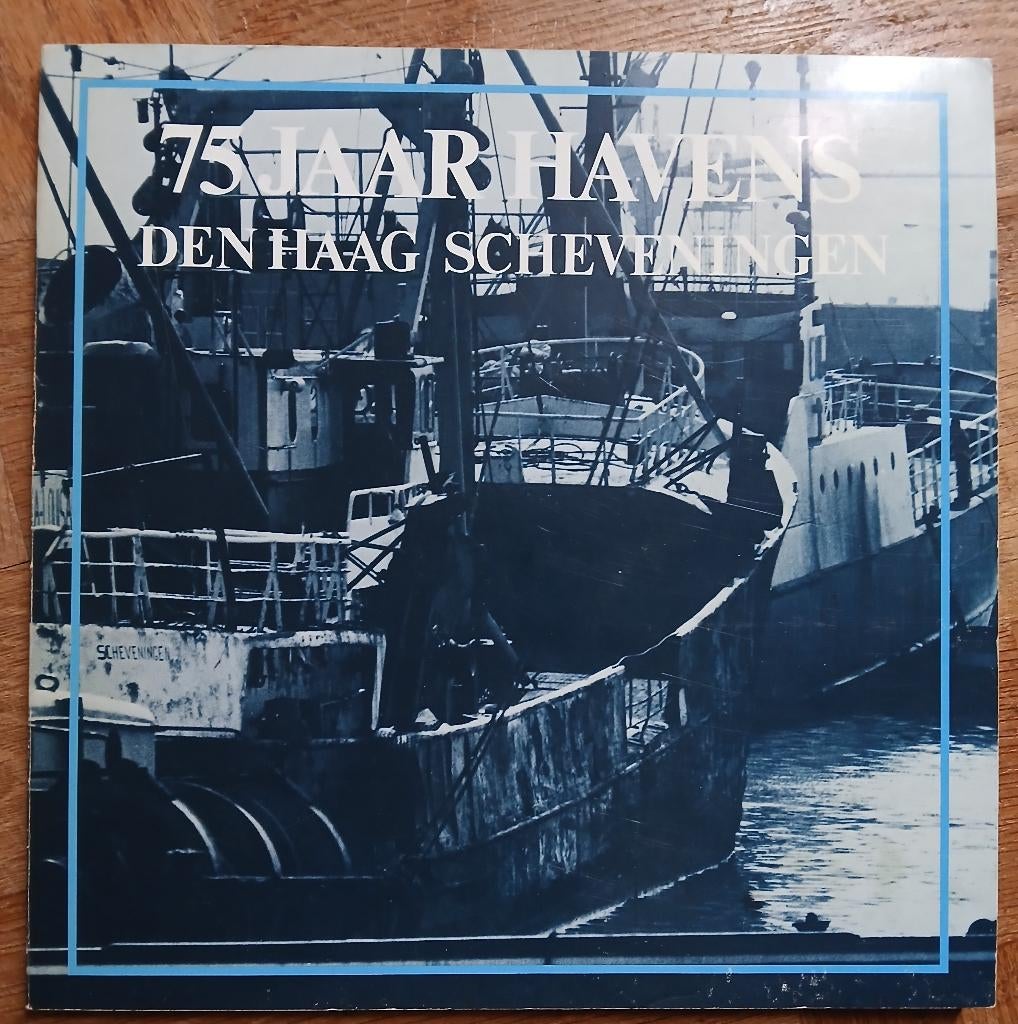Den Haag Scheveningen geschiedenis havens Cees Vlag, Ophalen of Verzenden, Zo goed als nieuw