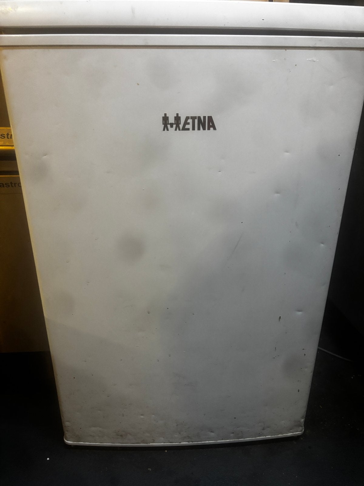 ETNA Koelkast - Compact en Betrouwbaar, Witgoed en Apparatuur, Ophalen, Minder dan 75 liter, Zonder vriesvak, Gebruikt