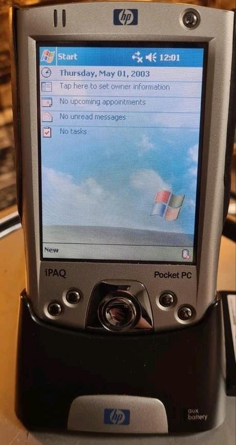 VINTAGE HP iPAQ h2210 Navigatie-set (2003) met accessoires, Telecommunicatie, Pda's, Gebruikt, Compaq, Ophalen of Verzenden, Windows Mobile