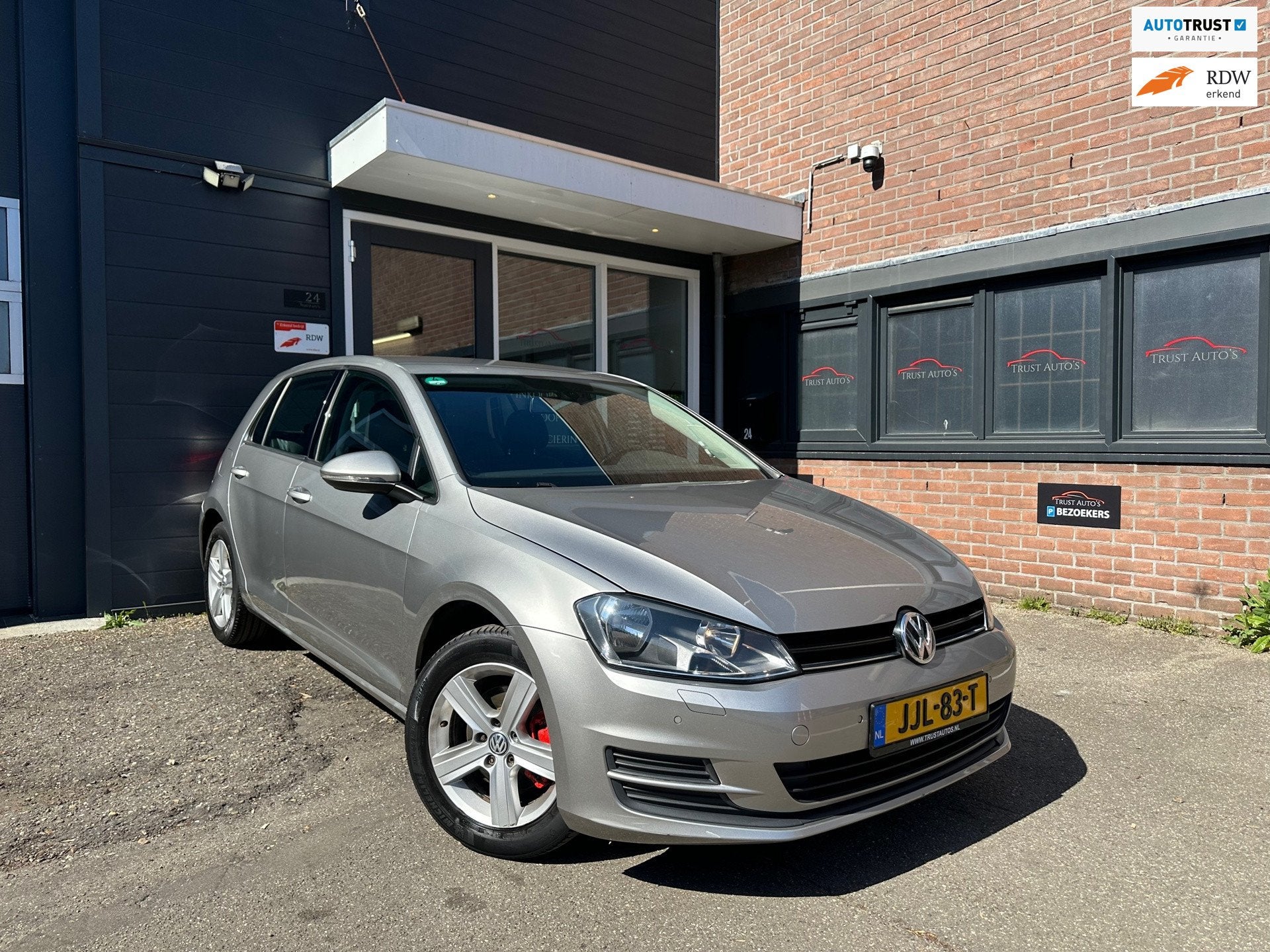 Volkswagen GOLF 1.2 TSI Trendline|Pdc|Navi|Bleutooth|Stoelve, Voorwielaandrijving, Euro 5, 86 pk, Gebruikt
