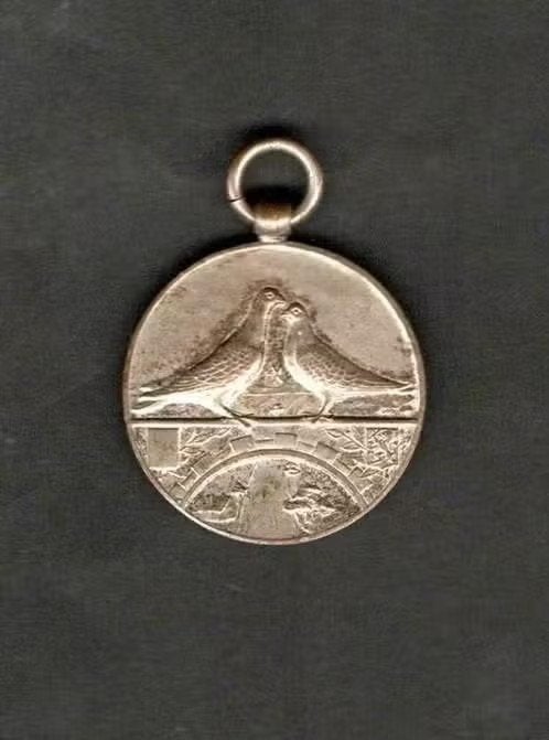 Medaille Duiven 1e Prijs 1948., Ophalen of Verzenden, Zo goed als nieuw