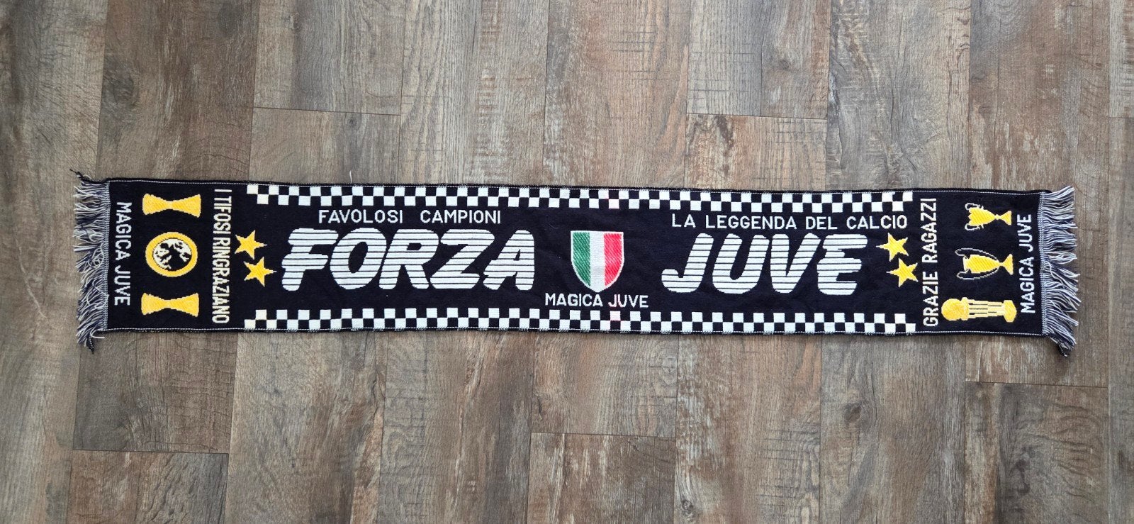 Sjaal Juventus, Ophalen of Verzenden, Zo goed als nieuw, Buitenlandse clubs, Vaantje of Sjaal