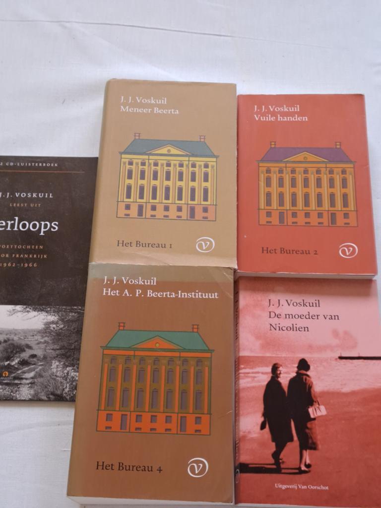 Luister Boek en 4 boeken van J.J.Voskuil, Ophalen of Verzenden, Gelezen