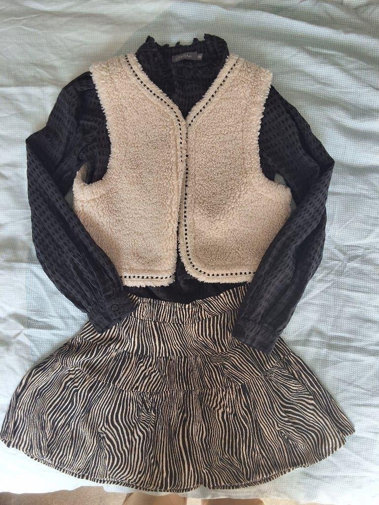 Geisha zwart/beige set bodywarmer, blouse en rok, 152, Geisha, Meisje, Ophalen of Verzenden, Zo goed als nieuw