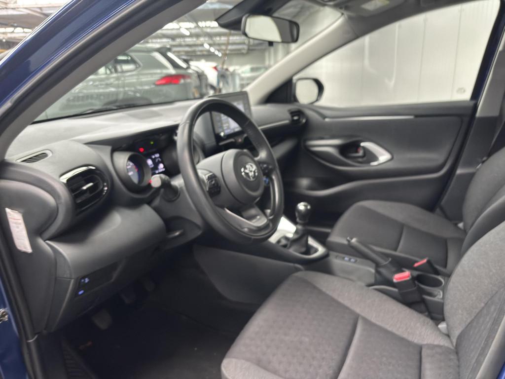 Toyota Yaris 1.5 VVT-i Dynamic NL Auto, slechts 61000km! Car, Euro 6, Blauw, Bedrijf, Handgeschakeld