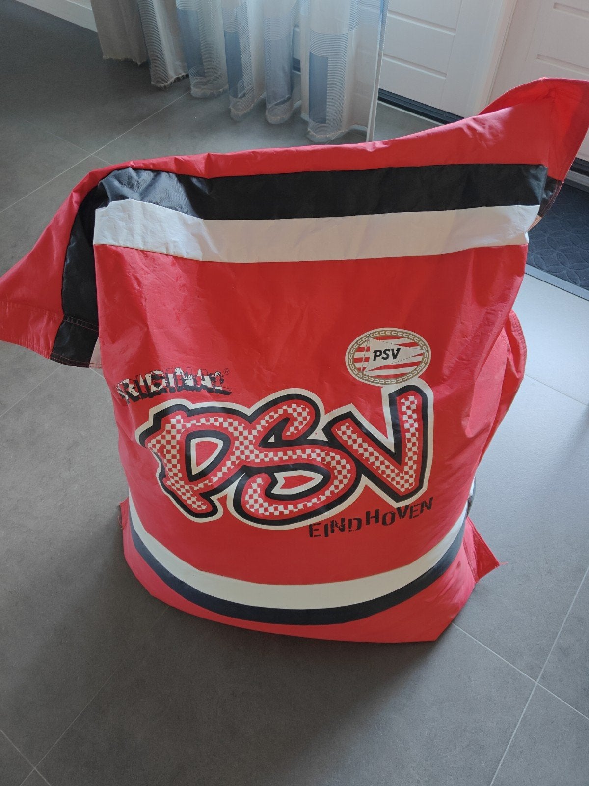 PSV zitzak, Ophalen, Zo goed als nieuw