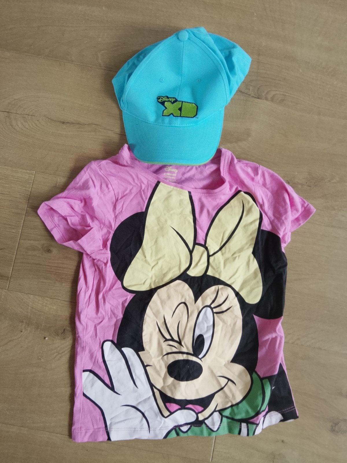 Minnie Mouse T-shirt & Disney XD Pet - Maat 122, Disney, Gebruikt, Meisje, Onbekend