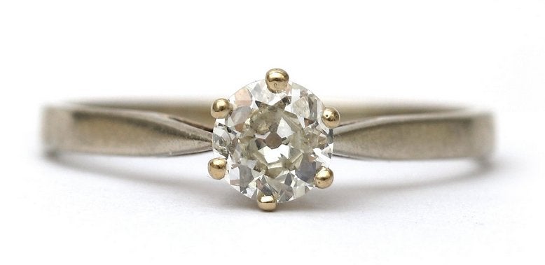 Diamant circa 0,45 karaat witgouden 14 karaat ring ca 1970, Ophalen, Wit, Zo goed als nieuw, 17 tot 18