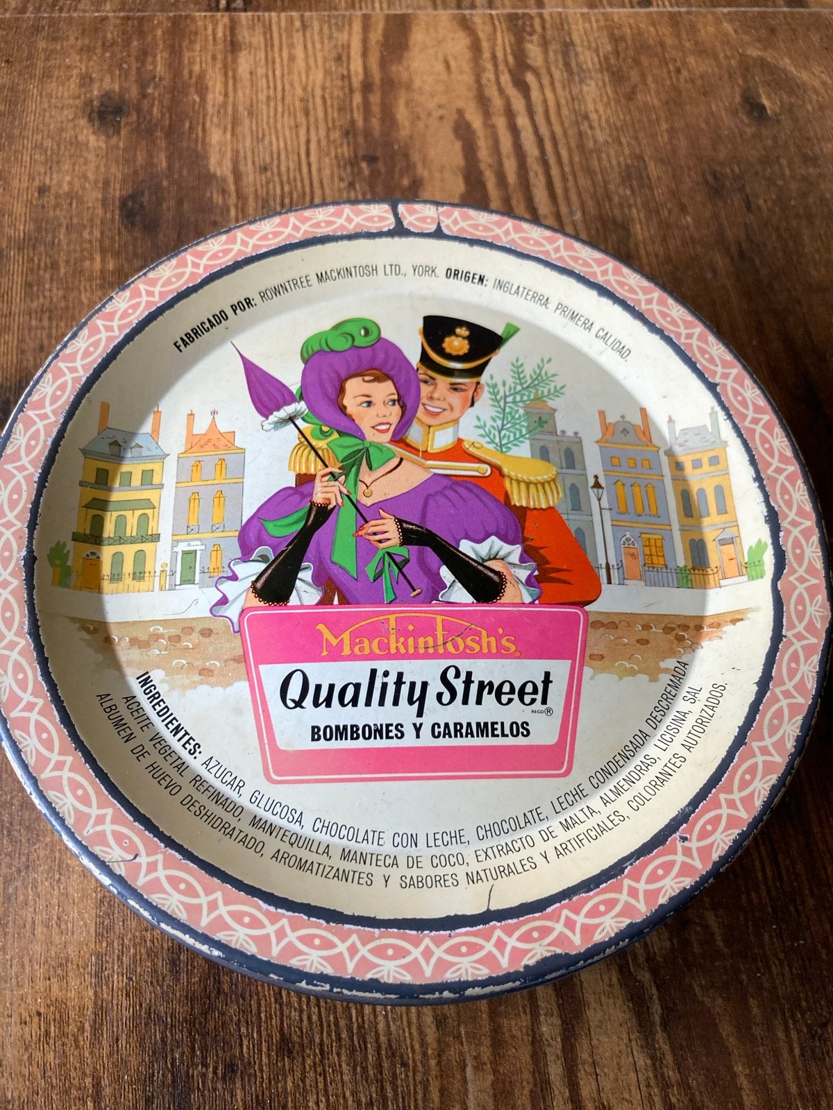 Vintage Quality Street blik - 18 cm diameter, Verzamelen, Blikken, Ophalen of Verzenden, Gebruikt, Overige, Overige merken