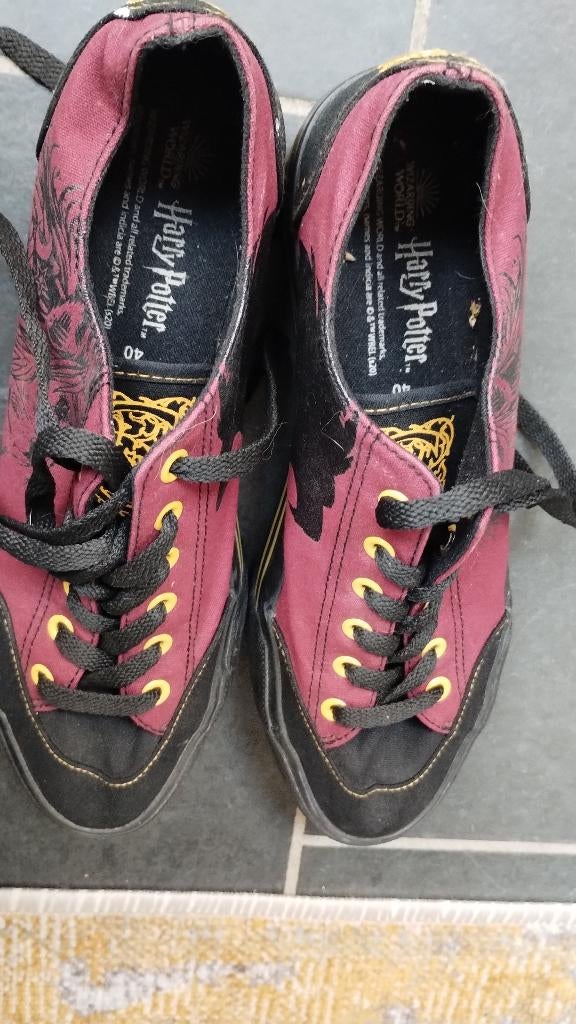 Harry Potter Kinderschoenen mt 40, Jongen of Meisje, Schoenen, Ophalen of Verzenden, Zo goed als nieuw