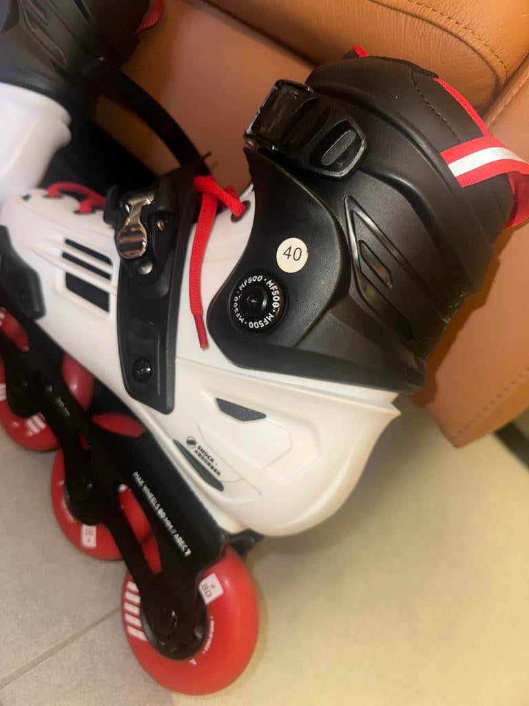 Skeelers maat 40 - Slechts 1x gebruikt, uitstekende conditie, Ophalen of Verzenden, Zo goed als nieuw, Inline skates 4 wielen