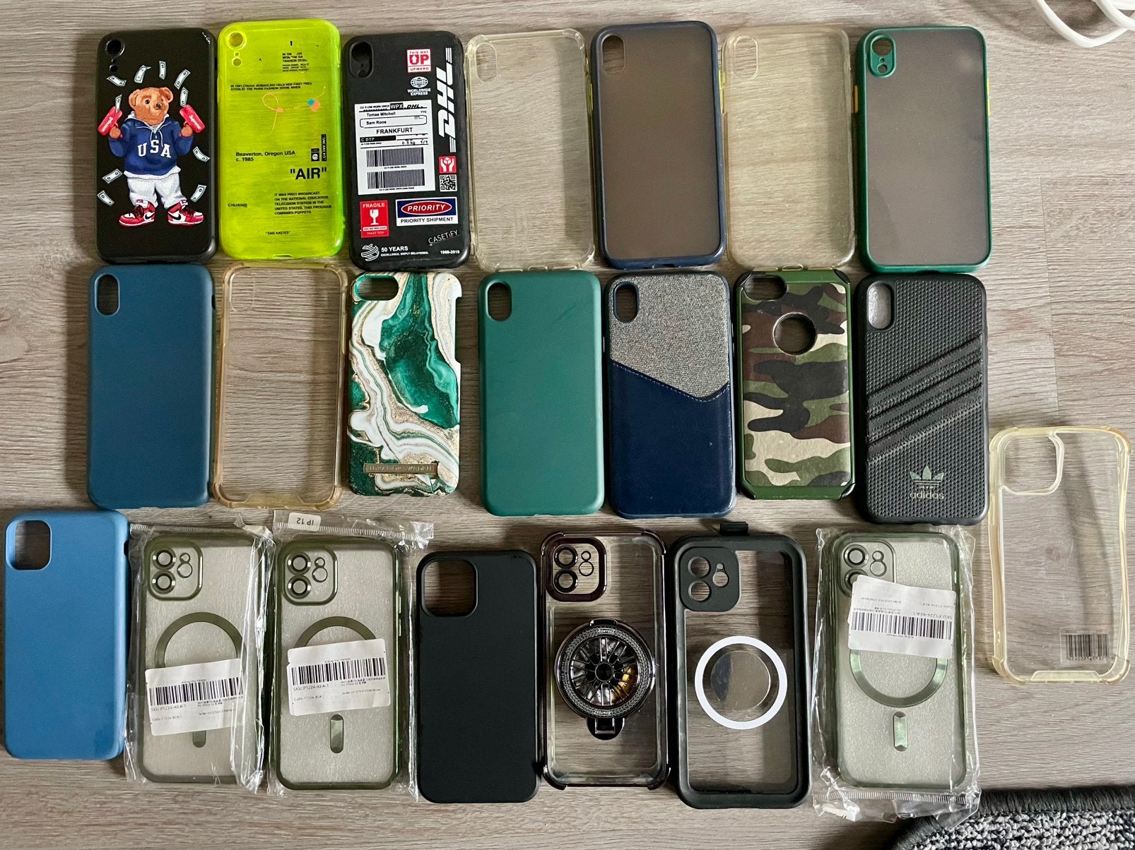 iPhone 12/iPhone XR/iPhone 6S hoesjes te koop., Ophalen, Zo goed als nieuw, IPhone XR