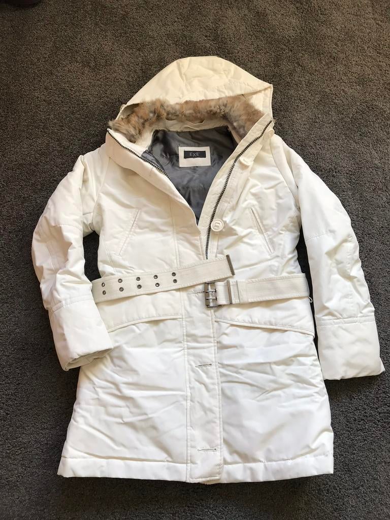 EXE roomwitte donzen jas maat S ( te klein gekocht)bontkraag, Kleding | Dames, Ophalen of Verzenden, Zo goed als nieuw, Zwart