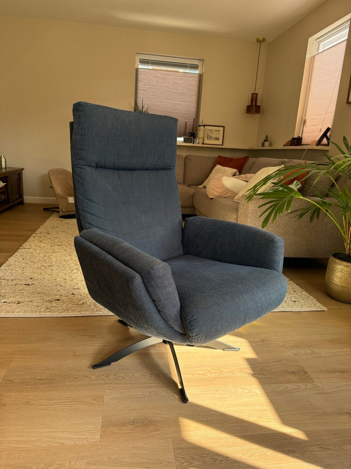 Blauwe stoffen draaifauteuil, Ophalen, Gebruikt, Stof, 75 tot 100 cm