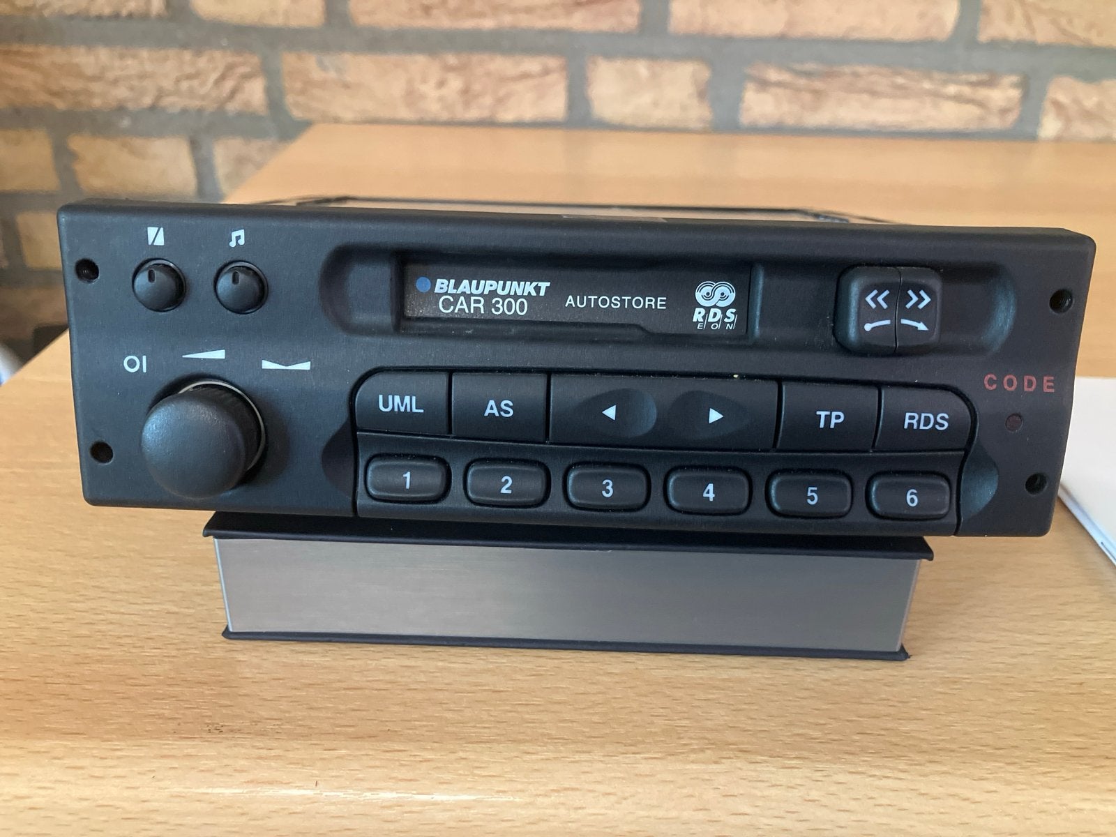 Blaupunkt CAR 300 autoradio met Radio Pass Opel, Ophalen of Verzenden, Gebruikt