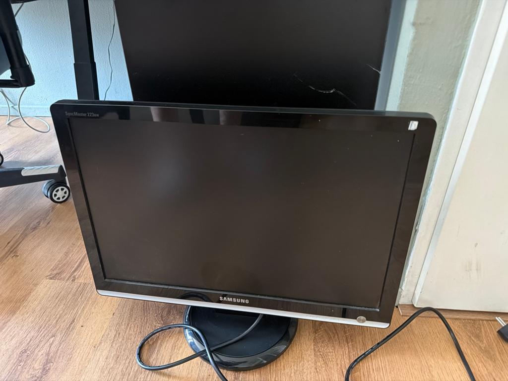 Samsung SyncMaster 223BW 22 inch monitor, Ophalen, Gebruikt, Kantelbaar, Overige resoluties